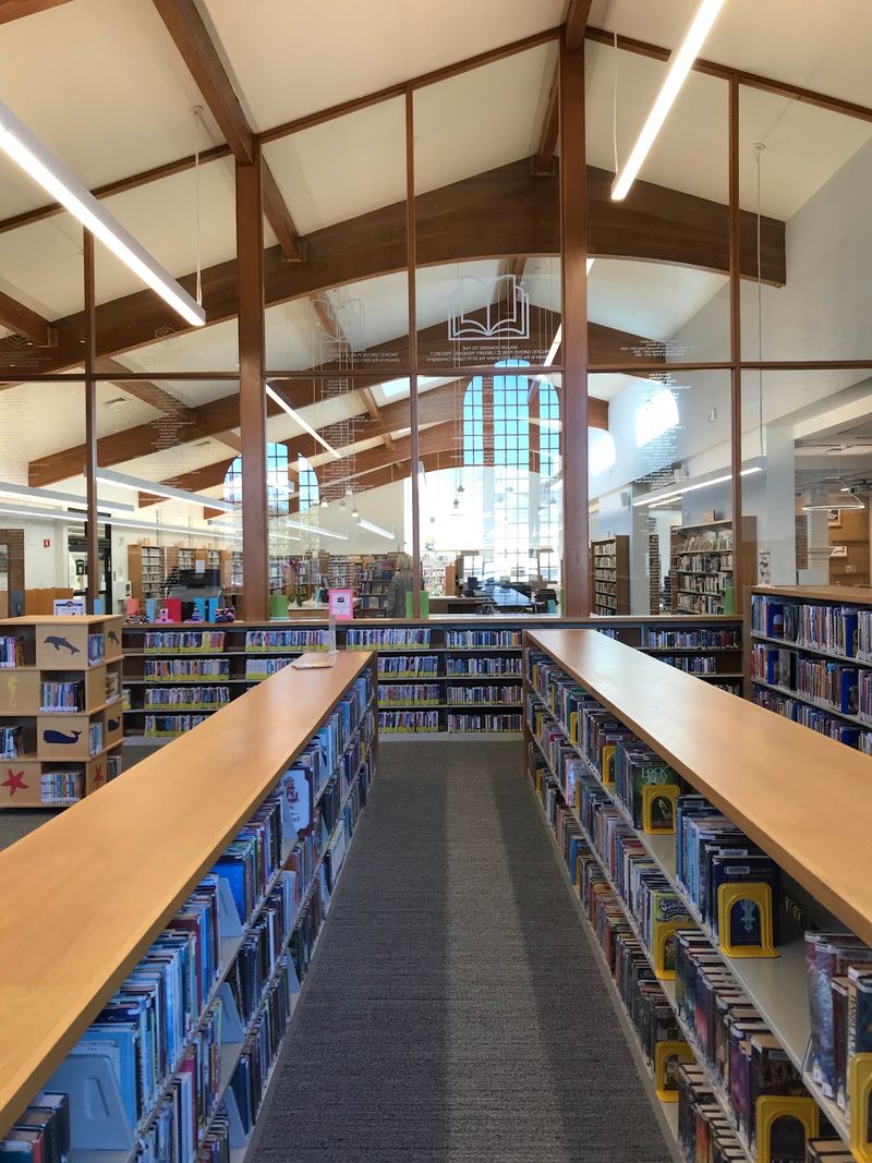 Pacific Grove Public Library, Pacific Grove