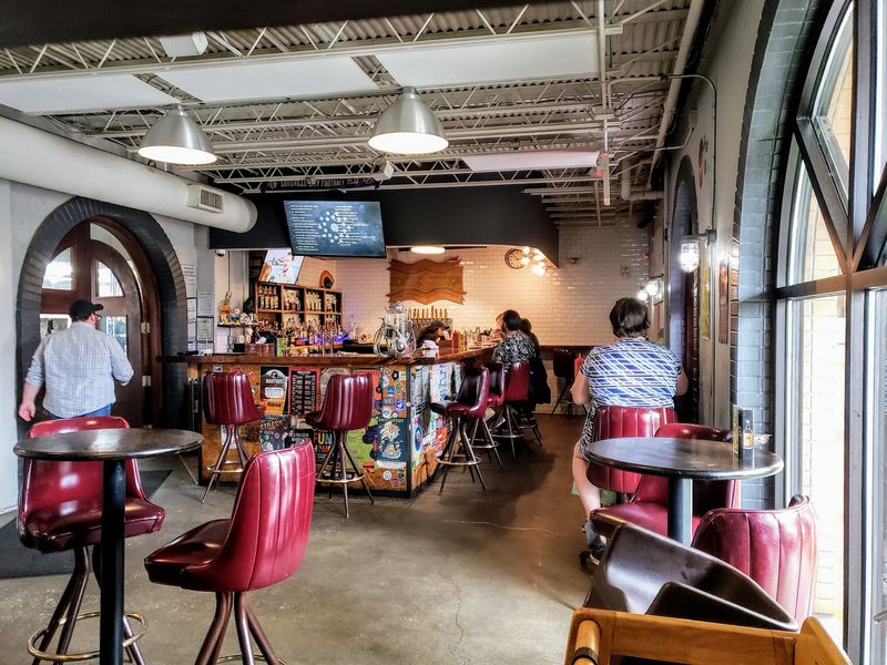 We Ranked The Best Burgers In Kentucky And These 10 Places Made The Final Cut - Decor Hint Grind Burger Kitchen