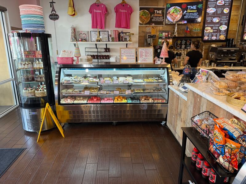 Parisien Bakery, Clovis