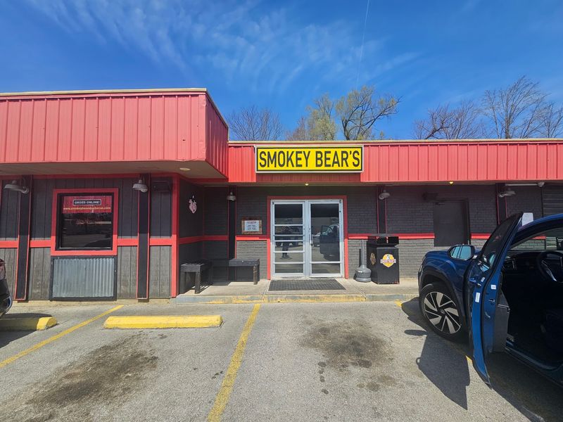 Smokey Bear's BBQ & Grill