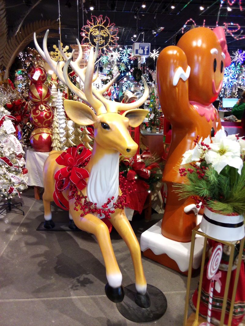 Get A Head Start On The Holidays At This Christmas Store Worth A November Trip - Decor Hint Your Best Excuse To Start Christmas Early