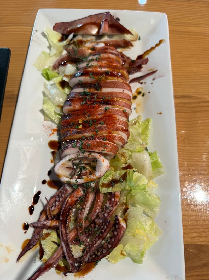 Hibachi Favorites Keep The Non-Sushi Crowd Happy