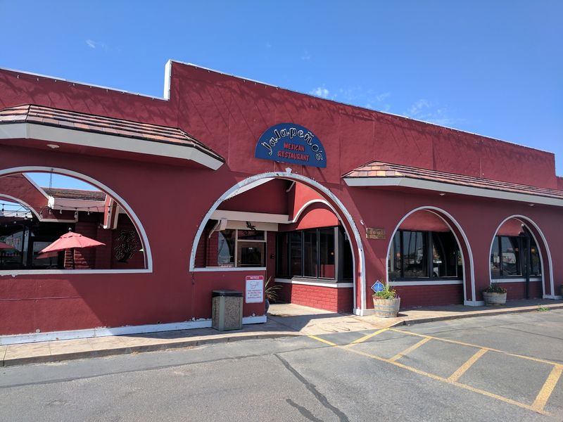 We Ranked The 8 Best Old-School Mexican Restaurants In Idaho Where Families Have Ordered The Same Combo Plate For Decades - Decor Hint Jalapeño's | Bar And Grill, Nampa, ID