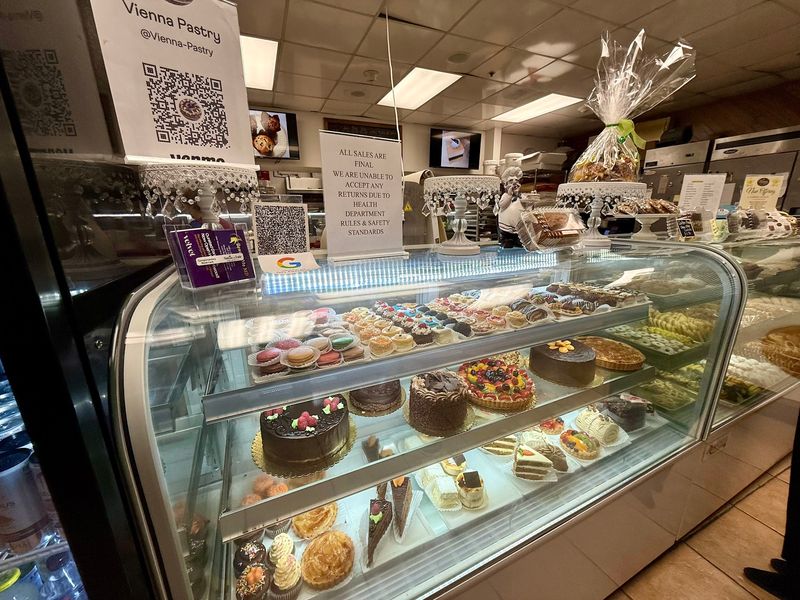 Vienna Pastry, Los Angeles
