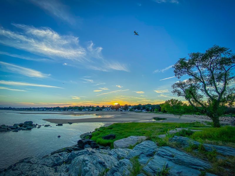 A Shoreline Stroll That Feels Better Once The Summer Crowds Fade