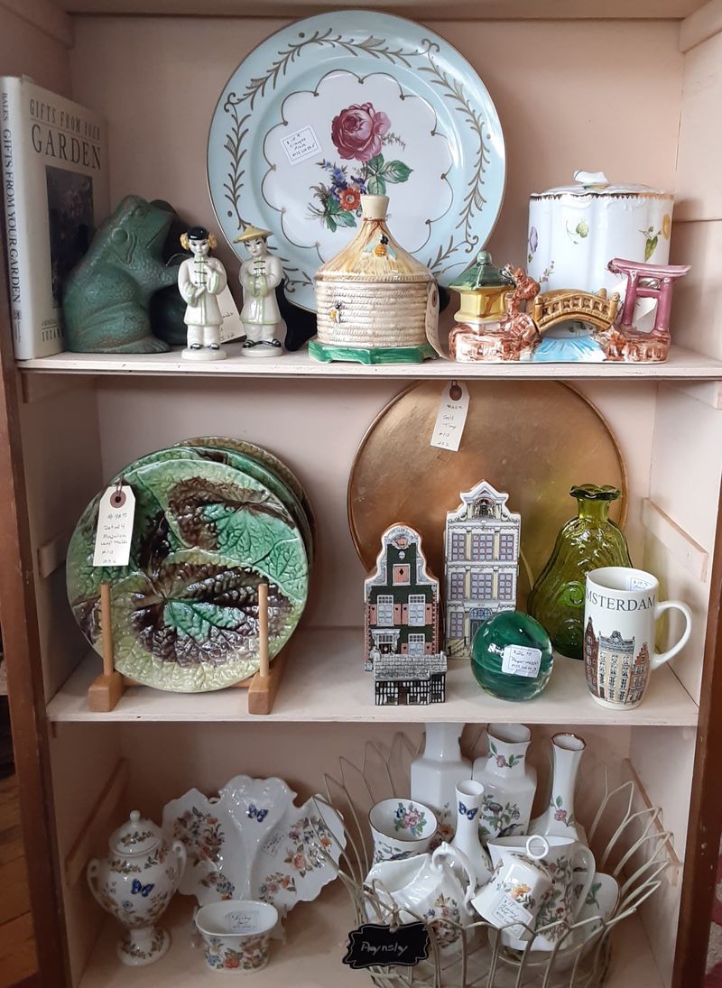 A Sharp-Eyed Owner Keeps The Shelves In Good Shape