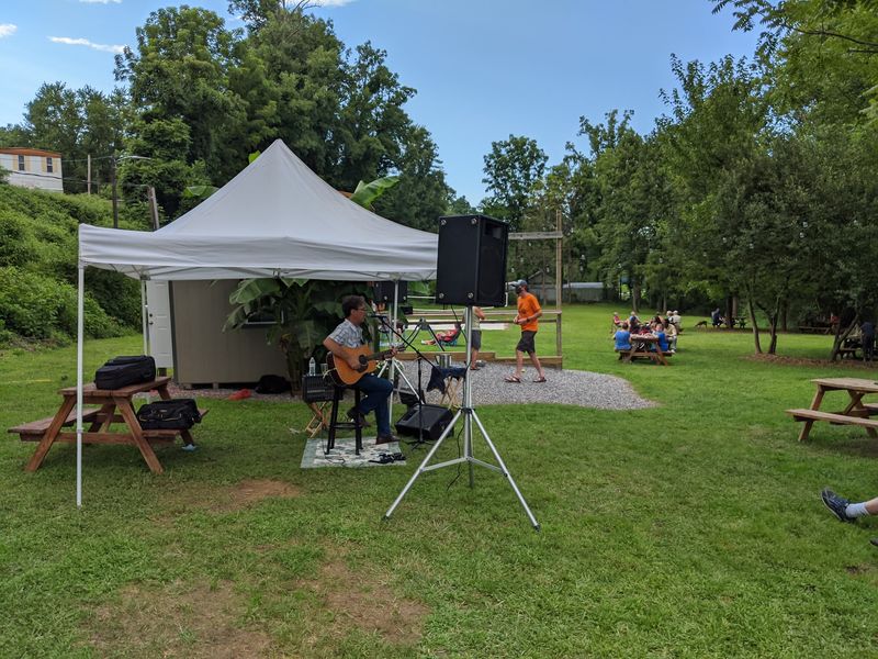 Live Music Keeps The Fair Going From Lunch Through Early Evening