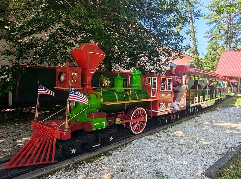 This October, Meet Santa And Real Reindeer At A North Carolina Park That Celebrates Christmas Early - Decor Hint Visit Before The Seasonal Park Closes For The Year In Early November