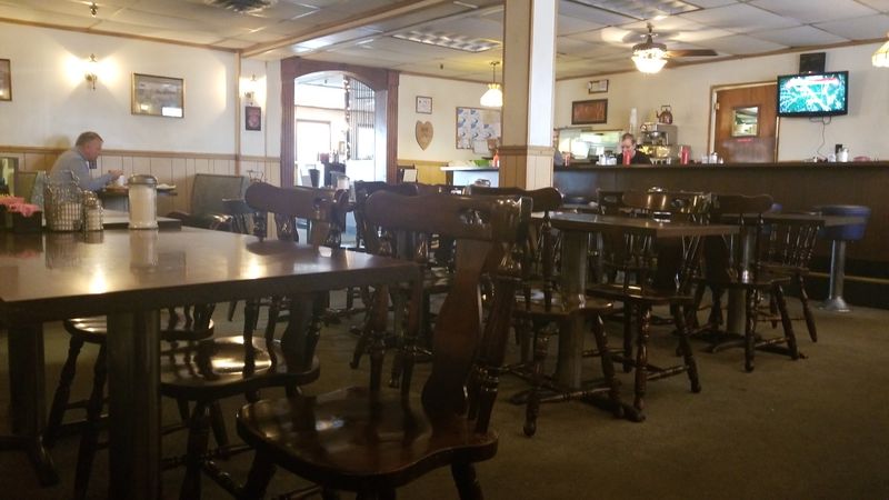 This Beloved North Carolina Diner Is Back After Nearly Two Years, Keeping A Tradition Alive Since 1971 - Decor Hint Family Photos Line The Walls, And That Counter Got A Glow-Up
