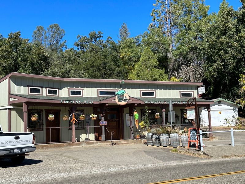 Eighty Acres Above The San Joaquin River