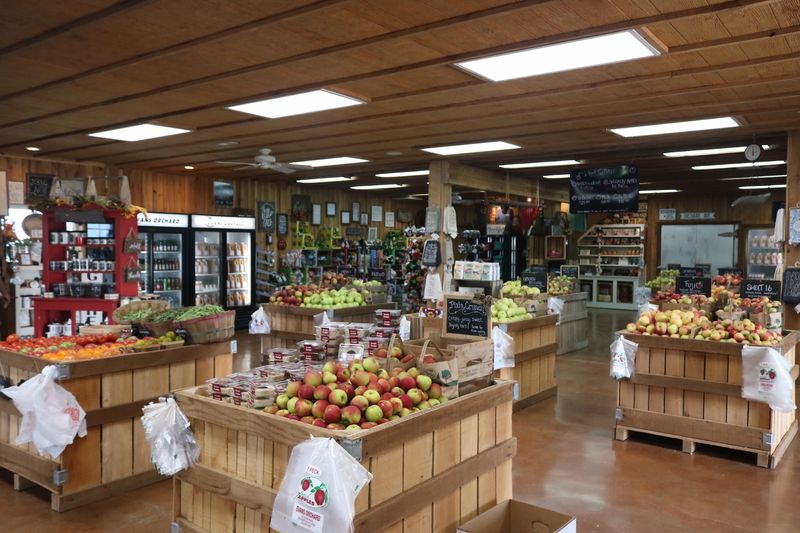 This Kentucky Apple Orchard Was Named The Best Place In The State To Go Apple Picking - Decor Hint Grab A Basket Because 23 Apple Varieties Are Waiting