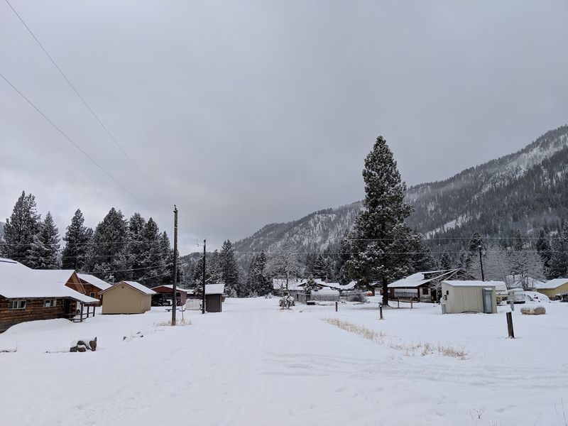 Fewer Than 20 People Still Live In This Idaho Mining Town At The End Of A Long Dirt Road - Decor Hint Small-Town Life With Very Few Neighbors