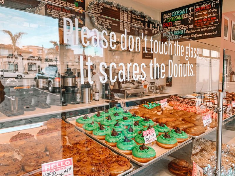 Surfside Donuts and Coffee, Pismo Beach
