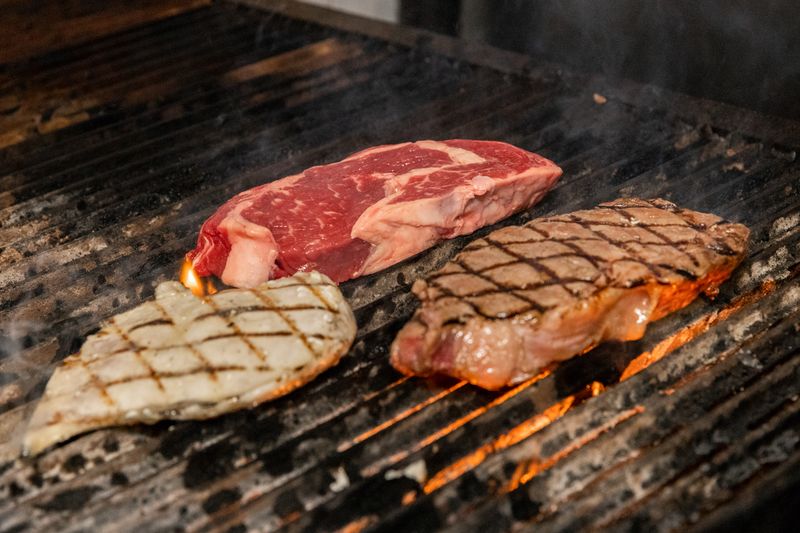 This Kentucky Buffet Restaurant Is So Good It’s Practically A Local Secret - Decor Hint Unlimited Sirloin After 4 P.M. Changes The Whole Dinner Plan