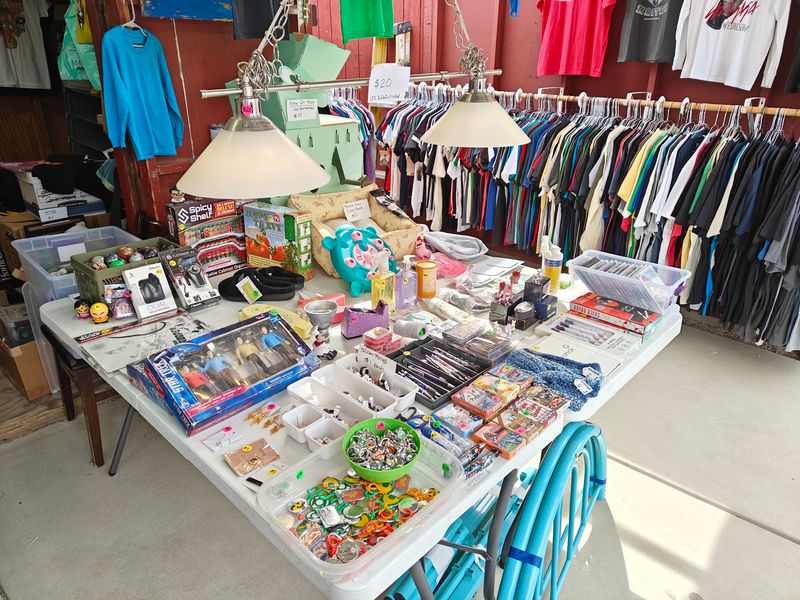 Antiques And Secondhand Treasures