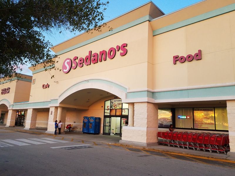 Plan Your Trip Down Orange Blossom Trail