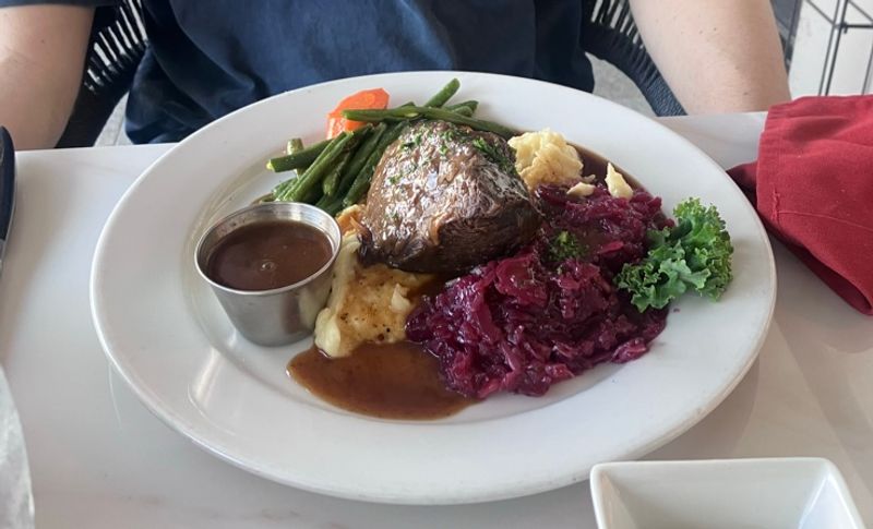 Plan Ahead For This Dinner Destination