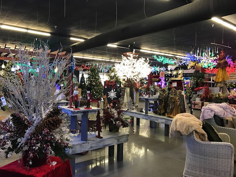 Get A Head Start On The Holidays At This Christmas Store Worth A November Trip - Decor Hint A Wide-Eyed Stop For Kids, Moms And Longtime Decorators