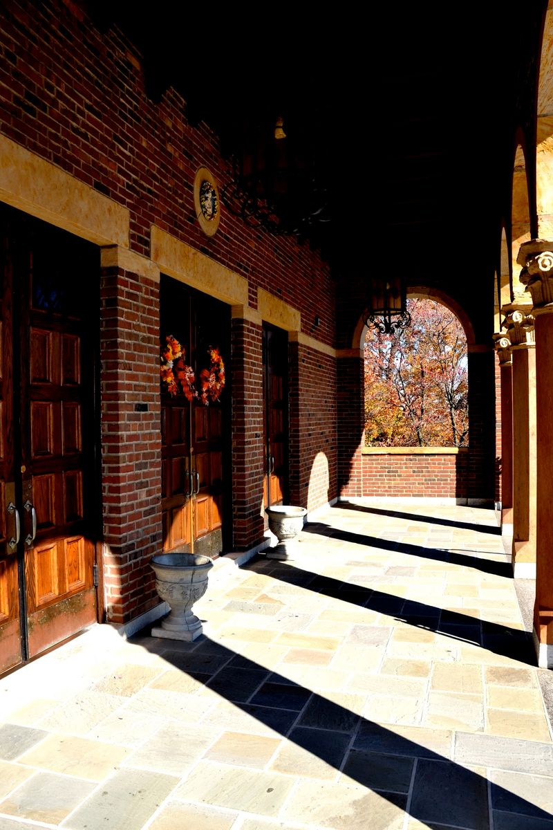 A Quiet Chapel Keeps Its Doors Open Around The Clock
