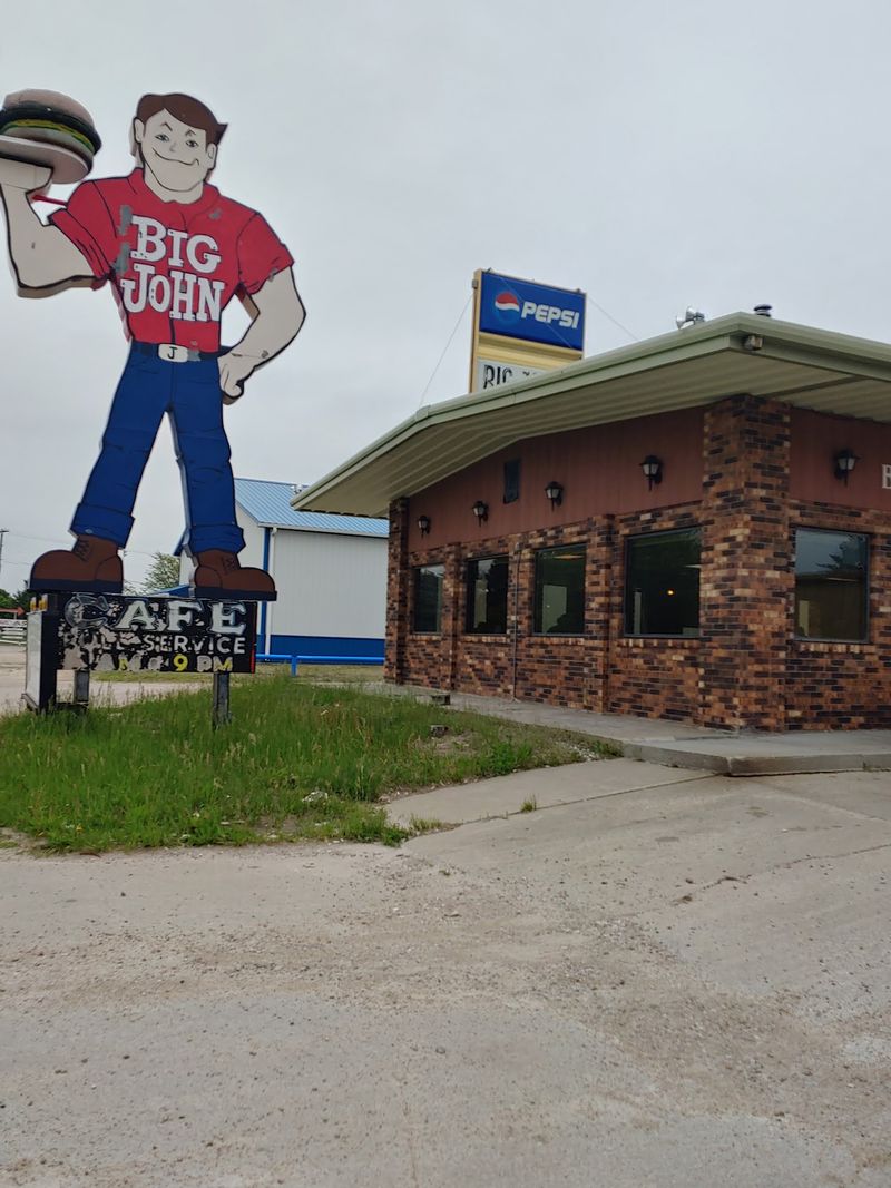 Nebraska's Sandhills Hide 12 Ranch Cafes Where Cowboys Still Eat Lunch - Decor Hint Big John's Restaurant