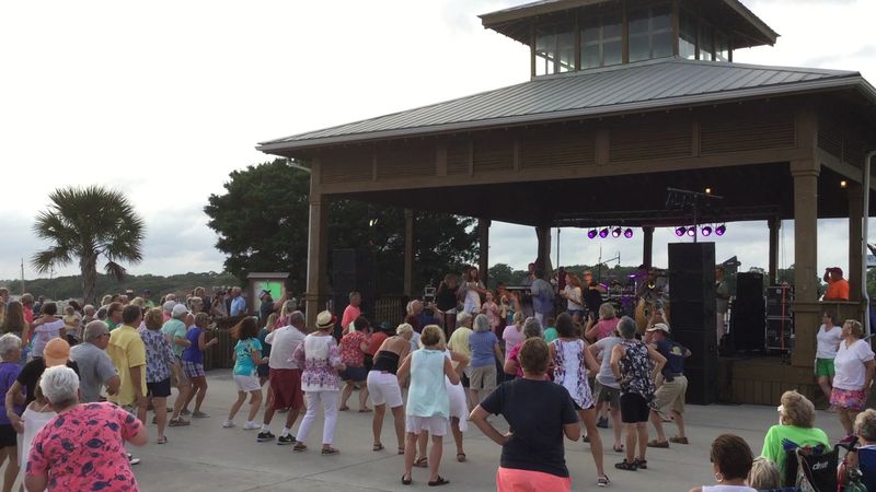 This North Carolina Coastal Festival Brings More Than 100 Artists To The Beach Next Weekend - Decor Hint Live Music Keeps The Whole Weekend Moving