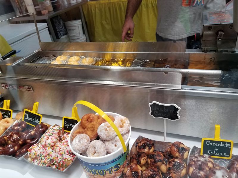 Inside This Florida Antique Mall, Three Hundred Dealer Booths Fill One Giant Old Building - Decor Hint Pickles, Honey, And A Donut Detour