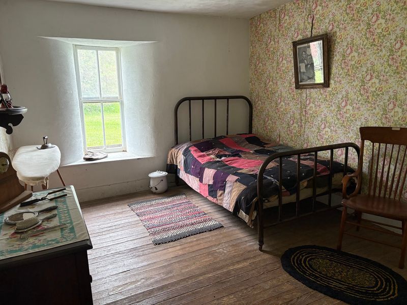 Over 1,000 Pieces Of Prairie Pottery Line The Shelves Of This Restored Nebraska Mansion - Decor Hint Thick Earthen Walls Worth Seeing Up Close
