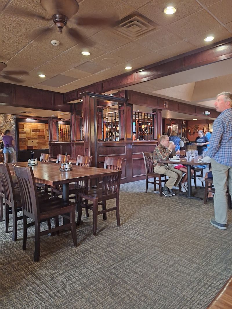 Cugino's