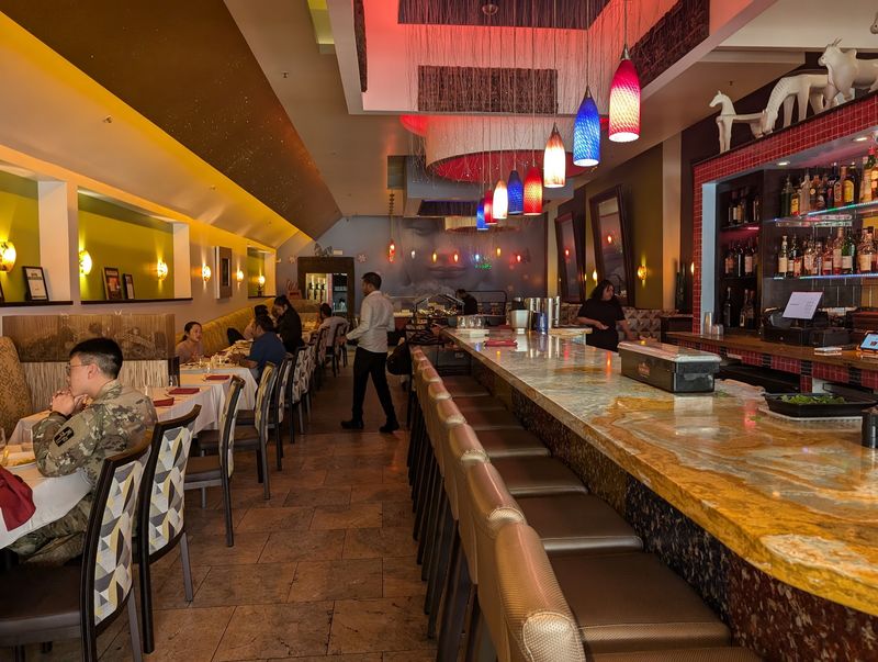 9 Cozy California Buffets Worth Stopping At After A Fall Foliage Drive - Decor Hint Sakoon, Mountain View