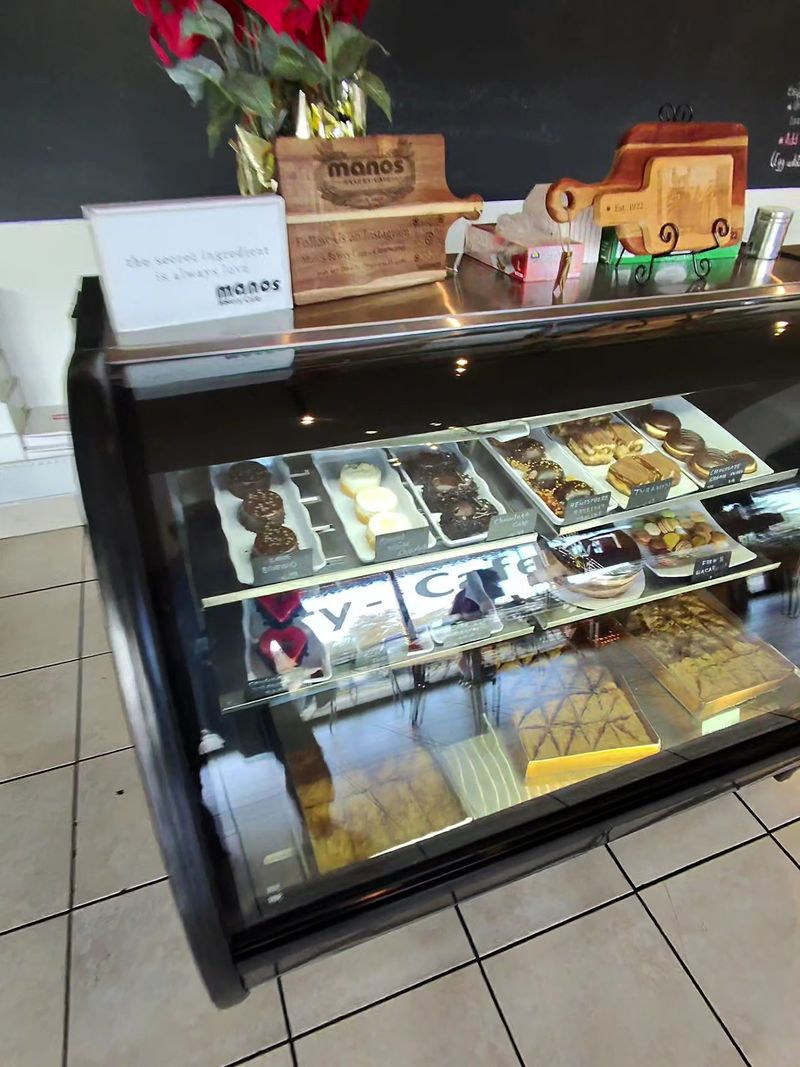 Manos Bakery Cafe, Clearwater, FL