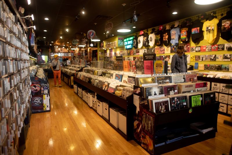 UHF Records, Royal Oak