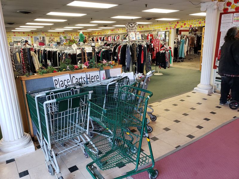 This 22,000-Square-Foot Thrift Store In Michigan Is A Treasure Hunt Of Vintage Finds And Surprises - Decor Hint Donating Your Gently Used Stuff