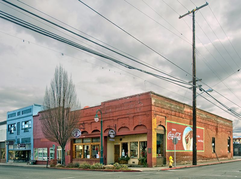 Downtown Plaza Adds Another Historic Touch