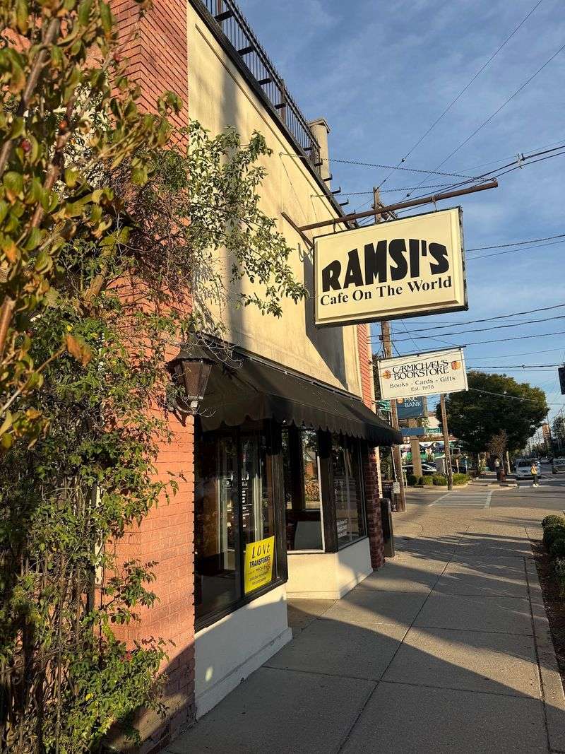 Ramsi's Cafe On The World