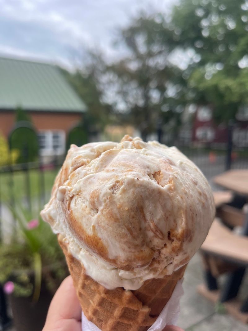 Here Are 8 Pennsylvania Ice Cream Dairies Where The Cows Are Right Out Back - Decor Hint Lapp Valley Farm