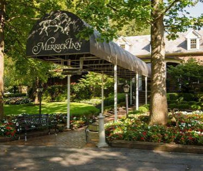 11 Kentucky Eateries That Do Zero Advertising Yet Fill Up Every Night - Decor Hint Merrick Inn
