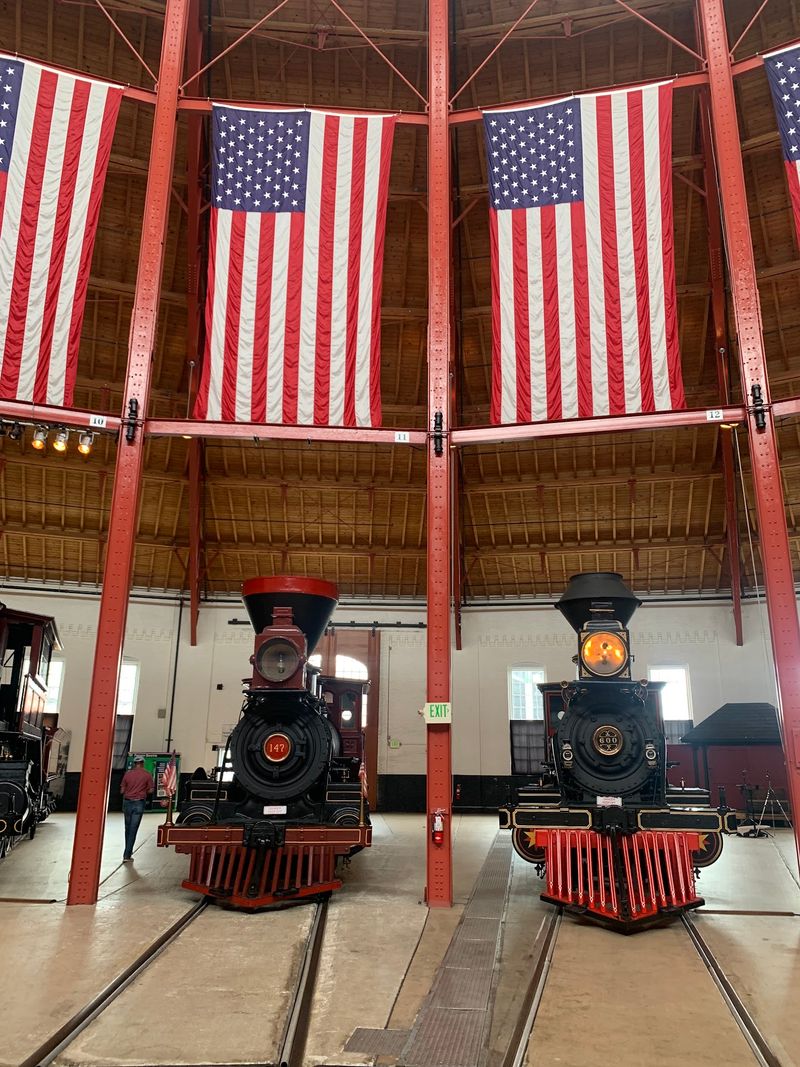 You’ll Want To Plan A Day Trip To This Maryland Museum That Is Anything But Ordinary - Decor Hint Bring Your Curiosity, Because The Collection Is Enormous