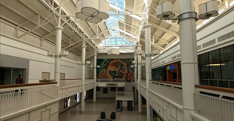 This Massive Connecticut Mall Has So Many Shops, Restaurants And Sweet Treats You’ll Want To Stay All Day - Decor Hint About 192 Stores Means Your Shopping List Might Grow