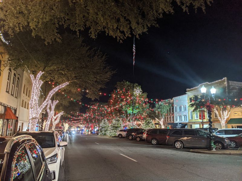 This North Carolina Town Turns Its Downtown Into A Free Christmas Wonderland With Over One Million Lights - Decor Hint Lace Up For Skating Without Worrying About Melting Ice