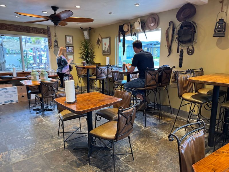 11 Secret California BBQ Joints Most Tourists Walk Right Past - Decor Hint Bull's Smokin' BBQ, San Diego