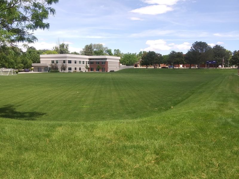Ranked Best In Idaho By Niche, This Small College Town Campus Draws Students Statewide - Decor Hint Star Shows That Welcome The Whole Town
