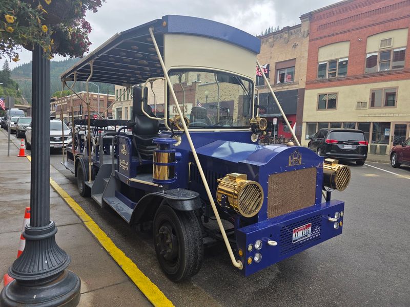 Idaho's Silver Valley Has A Mine Tour That Takes You Underground On A Trolley - Decor Hint A Silver Town Starting Point