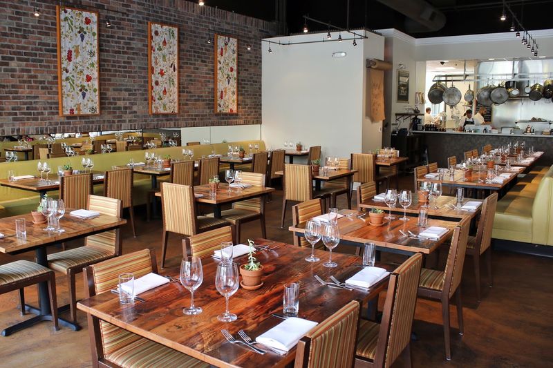 We Ranked The 12 Best Wood-Fired Pizza Spots In Northern California - Decor Hint Oenotri