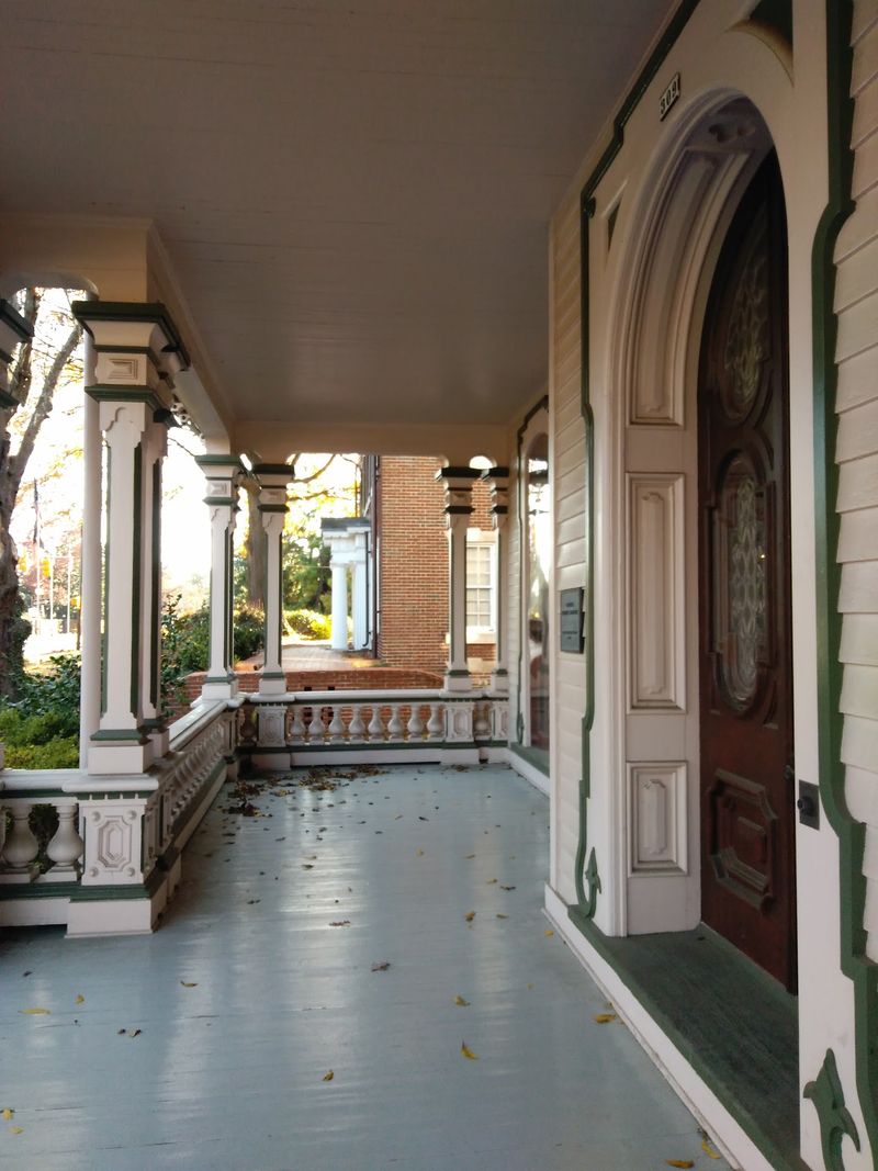 A Massive Restoration Brought The Crumbling Interior Back From The Brink