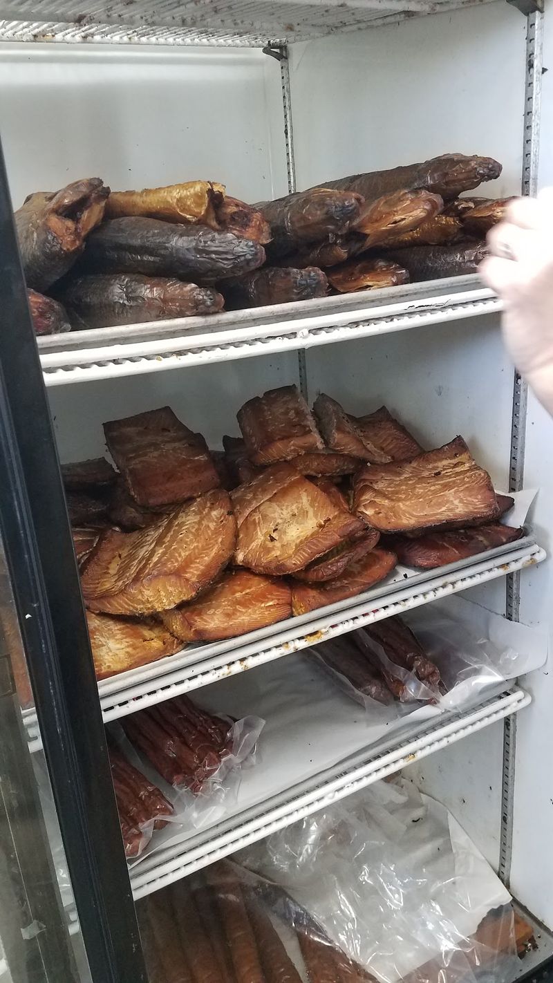 10 Michigan Spots For Fresh Smoked Fish That Locals Treat Like A Tradition - Decor Hint Krueger's Fish Market, Mackinaw City