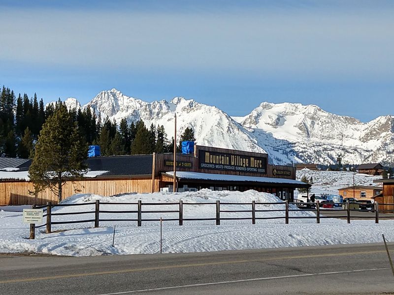 Mountain Village Resort In Stanley