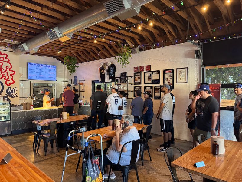 11 Secret California BBQ Joints Most Tourists Walk Right Past - Decor Hint Moo's Craft Barbecue, Los Angeles