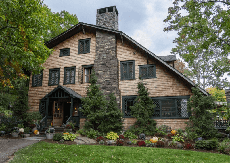 10 Upstate New York Restaurants So Remote They Turn The Drive Into Part Of The Adventure - Decor Hint Deer Mountain Inn