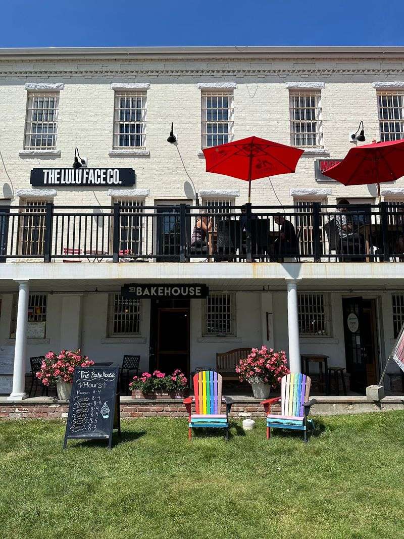 The BakeHouse, Litchfield 