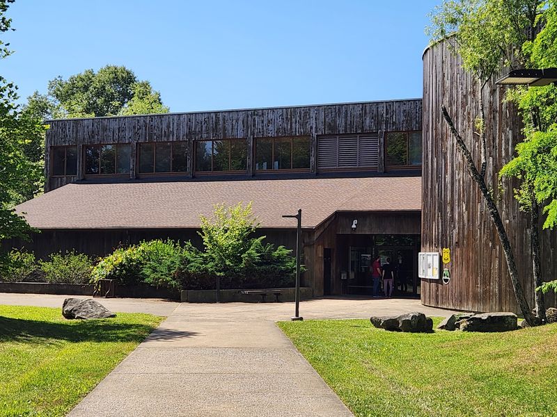 Land Between The Lakes Golden Pond Visitor Center
